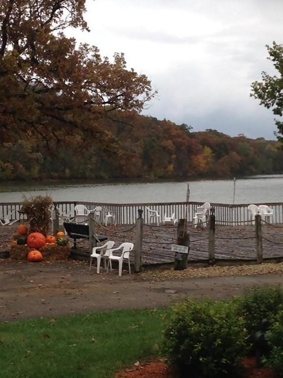 Oregon Paddle Wheel Inn מראה חיצוני תמונה